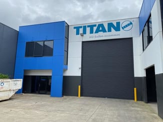 Factory, Warehouse & Industrial commercial property leased at Unit 4/6 Weld Street Prestons NSW 2170