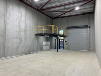 Factory, Warehouse & Industrial commercial property leased at 3/12 Dell Rd West Gosford NSW 2250