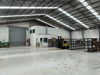 Shop & Retail commercial property leased at 11 Howleys Road Notting Hill VIC 3168