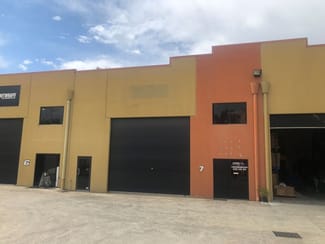Factory, Warehouse & Industrial commercial property leased at 7/76-80 Hutchison Street Burleigh Heads QLD 4220