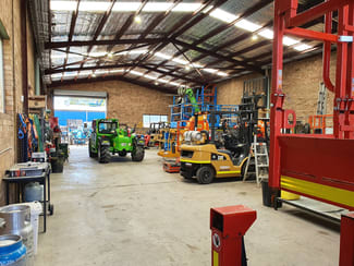 Factory, Warehouse & Industrial commercial property leased at 16 Seton Road Moorebank NSW 2170