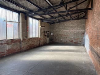 Factory, Warehouse & Industrial commercial property leased at 2/33 Mologa Road Heidelberg West VIC 3081