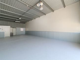 Showrooms / Bulky Goods commercial property leased at 4/4 Lochlarney Street Beenleigh QLD 4207 Showrooms / Bulky Goods commercial property leased at 4/4 Lochlarney Street Beenleigh QLD 4207