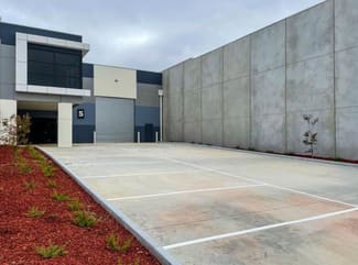 Showrooms / Bulky Goods commercial property leased at 5/65-68 Eucumbene Drive Ravenhall VIC 3023