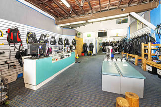 Shop & Retail commercial property leased at 27 Alfreda Street Coogee NSW 2034