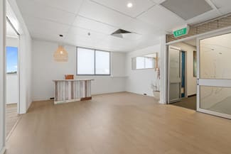 Shop & Retail commercial property leased at 6/182 Bay Terrace Wynnum QLD 4178