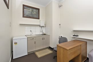 Shop & Retail commercial property leased at 2/5-7 Chandler Road Boronia VIC 3155