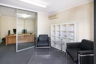 Factory, Warehouse & Industrial commercial property leased at Unit 13/179 Planet St Carlisle WA 6101