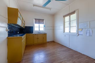 Shop & Retail commercial property leased at 3224 Old Cleveland Road Capalaba QLD 4157 Shop & Retail commercial property leased at 3224 Old Cleveland Road Capalaba QLD 4157