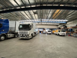 Showrooms / Bulky Goods commercial property leased at Unit 1, 290 Salmon Street Port Melbourne VIC 3207 Showrooms / Bulky Goods commercial property leased at Unit 1, 290 Salmon Street Port Melbourne VIC 3207