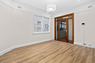 Medical / Consulting commercial property leased at 6/135-137 Crown Street Wollongong NSW 2500