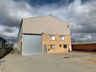 Factory, Warehouse & Industrial commercial property leased at Unit 1/8 Silva Avenue Queanbeyan NSW 2620
