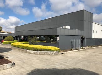Showrooms / Bulky Goods commercial property leased at 31-33 Chifley Drive Preston VIC 3072 Showrooms / Bulky Goods commercial property leased at 31-33 Chifley Drive Preston VIC 3072