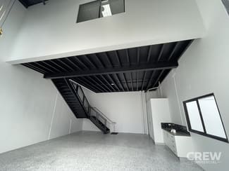 Factory, Warehouse & Industrial commercial property leased at 3/2 Case Street Southport QLD 4215 Factory, Warehouse & Industrial commercial property leased at 3/2 Case Street Southport QLD 4215