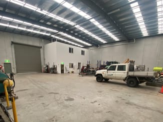 Factory, Warehouse & Industrial commercial property leased at 14 Arctic Court Keysborough VIC 3173