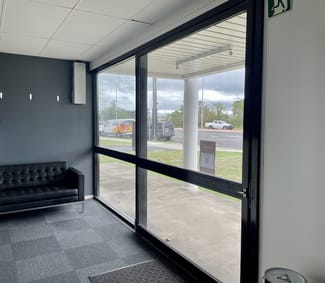 Showrooms / Bulky Goods commercial property leased at 2B/84 Aumuller Street Portsmith QLD 4870