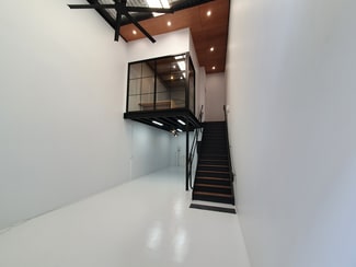 Factory, Warehouse & Industrial commercial property leased at Robina QLD 4226