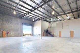 Factory, Warehouse & Industrial commercial property leased at 4/87 Jijaws Street Sumner QLD 4074