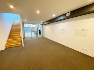 Showrooms / Bulky Goods commercial property leased at 5/30 Maddox Street Alexandria NSW 2015