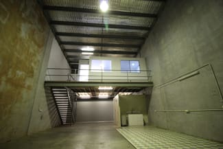 Showrooms / Bulky Goods commercial property leased at 2/16-18 Dexter Street South Toowoomba QLD 4350 Showrooms / Bulky Goods commercial property leased at 2/16-18 Dexter Street South Toowoomba QLD 4350