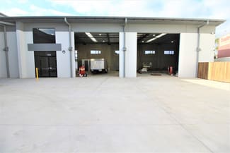 Factory, Warehouse & Industrial commercial property leased at 3/9 Freighter Avenue Wilsonton QLD 4350
