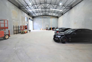 Factory, Warehouse & Industrial commercial property leased at 2/9 Freighter Avenue Wilsonton QLD 4350