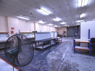 Showrooms / Bulky Goods commercial property leased at 7 Ailsa Road Broadmeadow NSW 2292