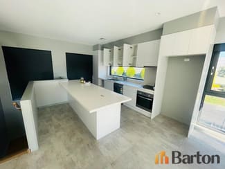 Offices commercial property leased at Unit 6/96 Bayldon Road Queanbeyan NSW 2620