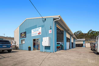 Showrooms / Bulky Goods commercial property leased at 7 Newing Way Caloundra West QLD 4551 Showrooms / Bulky Goods commercial property leased at 7 Newing Way Caloundra West QLD 4551