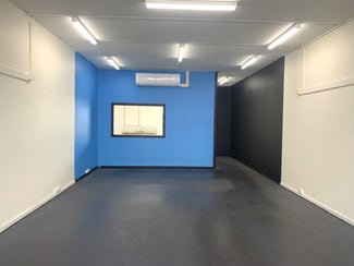 Shop & Retail commercial property leased at 4/25 Stuart Street Tweed Heads NSW 2485 Shop & Retail commercial property leased at 4/25 Stuart Street Tweed Heads NSW 2485