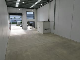 Factory, Warehouse & Industrial commercial property leased at Unit 1/13 Keira Street Clyde North VIC 3978