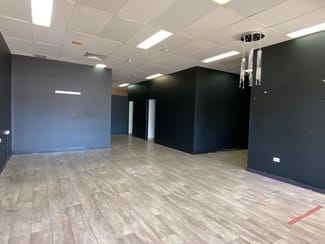 Shop & Retail commercial property leased at 4/56 Woongarra Street Bundaberg Central QLD 4670 Shop & Retail commercial property leased at 4/56 Woongarra Street Bundaberg Central QLD 4670