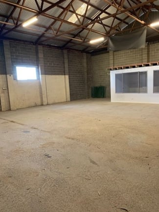 Factory, Warehouse & Industrial commercial property leased at 6/4 Bolwarra Road Port Macquarie NSW 2444