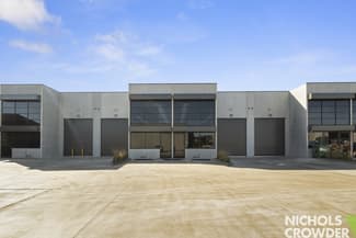 Factory, Warehouse & Industrial commercial property leased at 38/82 Levanswell Road Moorabbin VIC 3189
