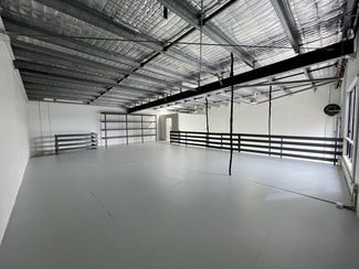Factory, Warehouse & Industrial commercial property leased at 2/7-9 Hinde Street Ashmore QLD 4214 Factory, Warehouse & Industrial commercial property leased at 2/7-9 Hinde Street Ashmore QLD 4214
