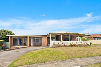Offices commercial property leased at 17 Greene Street Warrawong NSW 2502