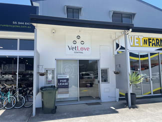 Showrooms / Bulky Goods commercial property leased at 2/55 Currumbin Creek Road Currumbin Waters QLD 4223