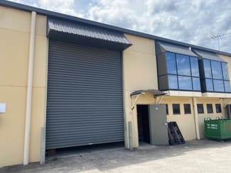 Factory, Warehouse & Industrial commercial property leased at Unit 8/8-10 Barry Road Chipping Norton NSW 2170