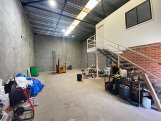 Factory, Warehouse & Industrial commercial property leased at Unit 8/8-10 Barry Road Chipping Norton NSW 2170