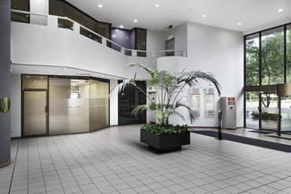 Showrooms / Bulky Goods commercial property for lease at Ground 9 Shop/431 St Kilda Road Melbourne VIC 3004