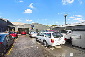 Factory, Warehouse & Industrial commercial property leased at Unit 4/22 Graham Road Clayton South VIC 3169