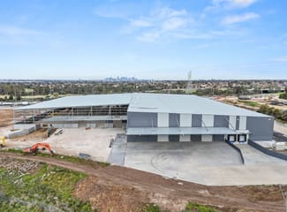 Factory, Warehouse & Industrial commercial property for lease at 464 Mahoneys Road Thomastown VIC 3074