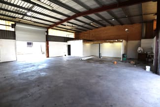 Factory, Warehouse & Industrial commercial property leased at 4/5 Dampier Road Welshpool WA 6106