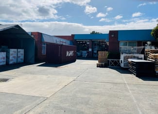 Showrooms / Bulky Goods commercial property leased at 17 Scoresby Road Bayswater VIC 3153