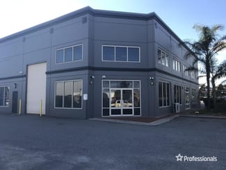 Showrooms / Bulky Goods commercial property leased at 1/39 Oxleigh Drive Malaga WA 6090