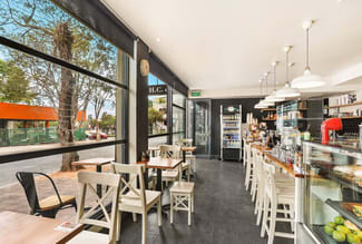 Showrooms / Bulky Goods commercial property leased at 10-12 Clarke Street Crows Nest NSW 2065