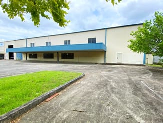 Showrooms / Bulky Goods commercial property leased at Unit 2/264-266 Manns Road West Gosford NSW 2250 Showrooms / Bulky Goods commercial property leased at Unit 2/264-266 Manns Road West Gosford NSW 2250
