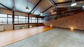 Showrooms / Bulky Goods commercial property leased at 177 Gilmore Road Queanbeyan NSW 2620