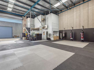 Factory, Warehouse & Industrial commercial property leased at 35/1 Cowpasture Place Wetherill Park NSW 2164