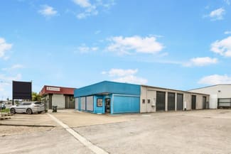 Factory, Warehouse & Industrial commercial property leased at Shop/1/100 Hanson Gladstone Central QLD 4680